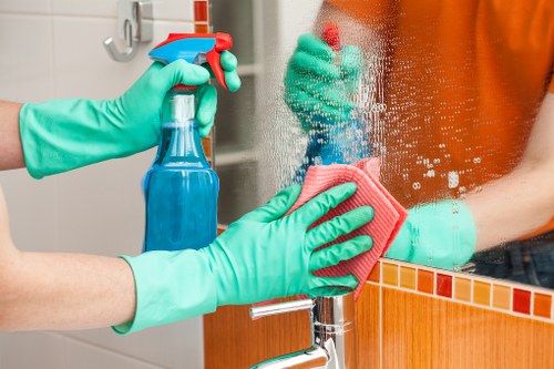 Professional deep cleaning in a Finsbury Park home kitchen