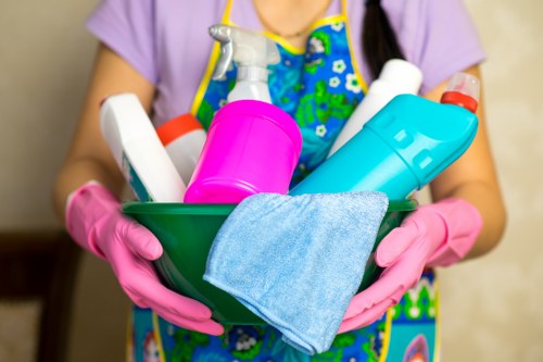 Office cleaners in Finsburypark working in a modern workspace